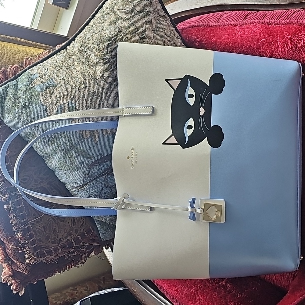 Kate Spade Tote ♠️💙 - Picture 14 of 17